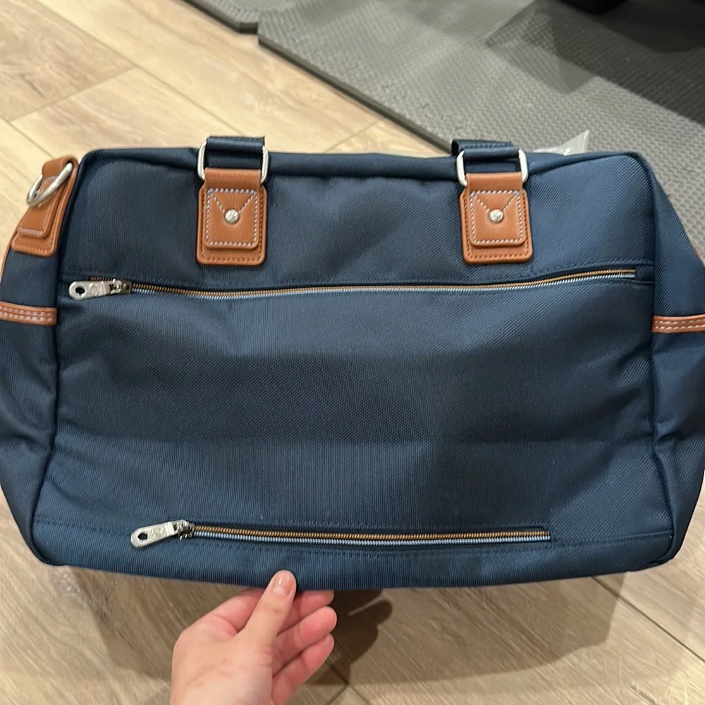 NWT Robert Graham navy blue duffel travel bag with brown leather trim